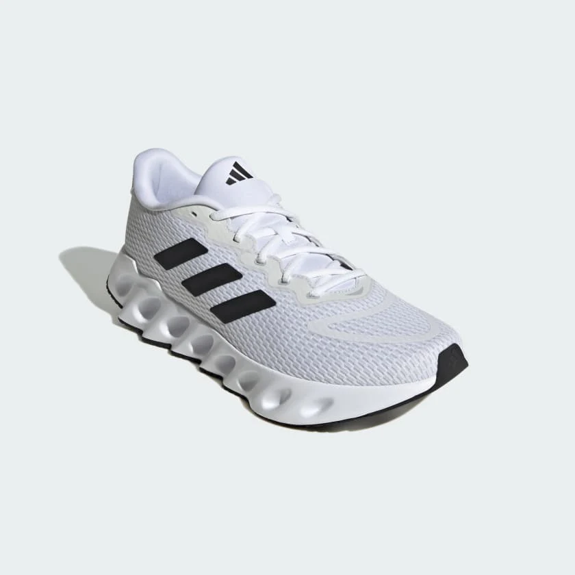 ADIDAS Men's Switch Run Running Shoes - Image 2
