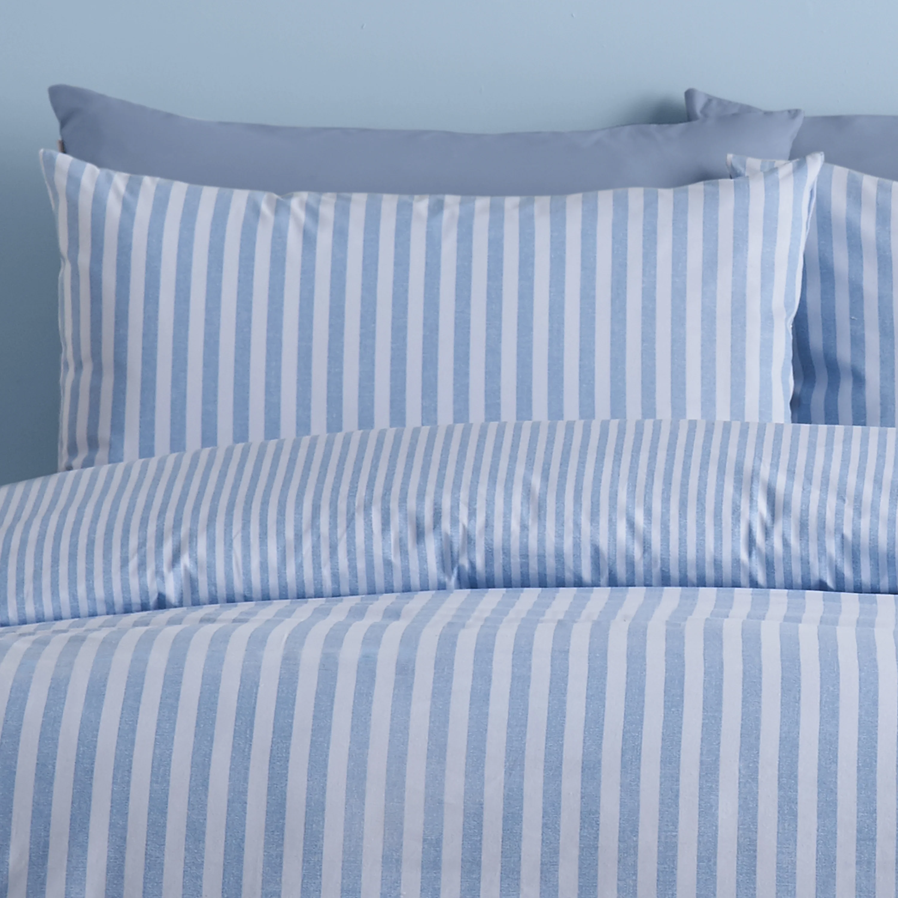 CATHERINE LANSFIELD Epping Textured Stripe Duvet Set - Blue - Image 4