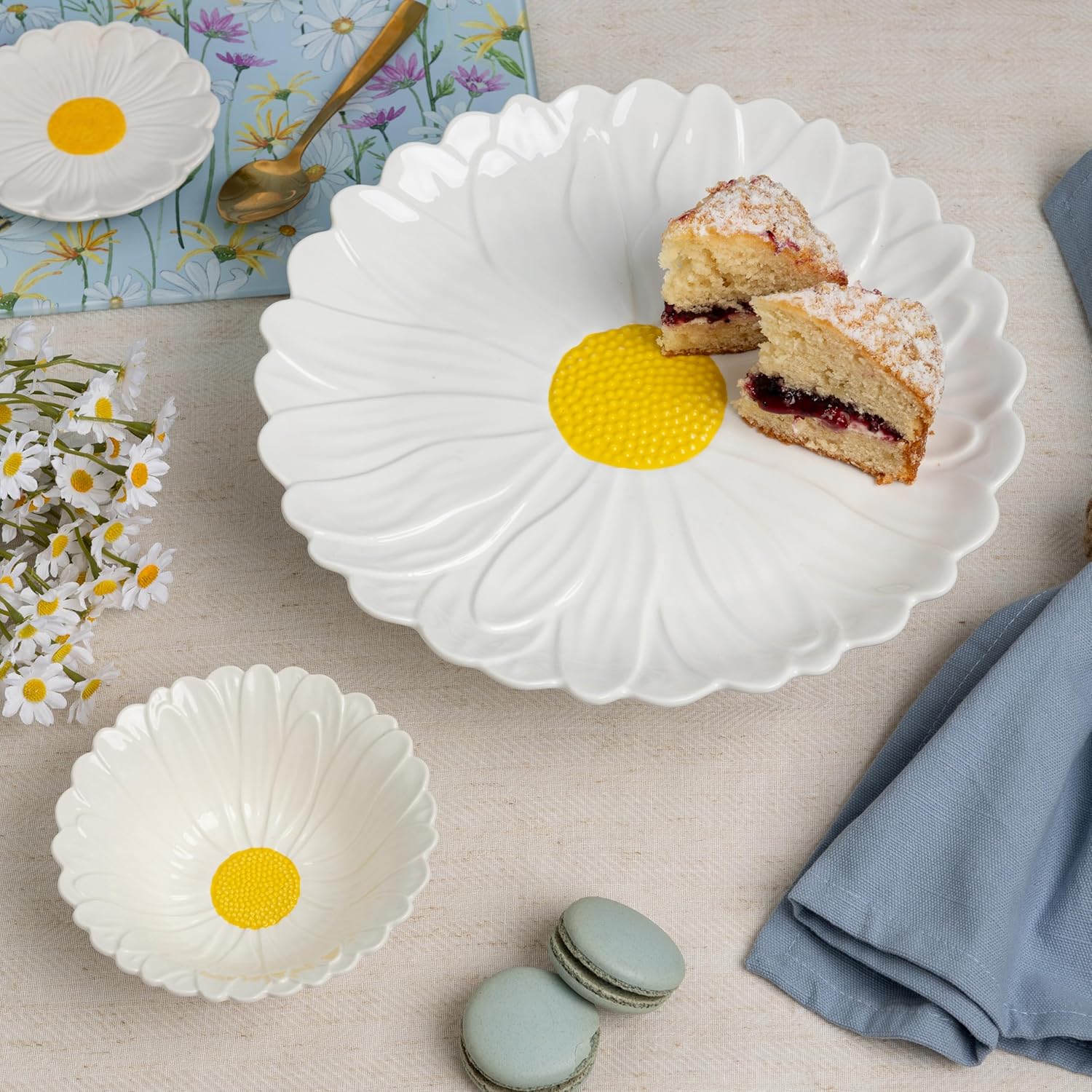 PRICE & KENSINGTON Daisy Cake Stand 27cm - Image 2