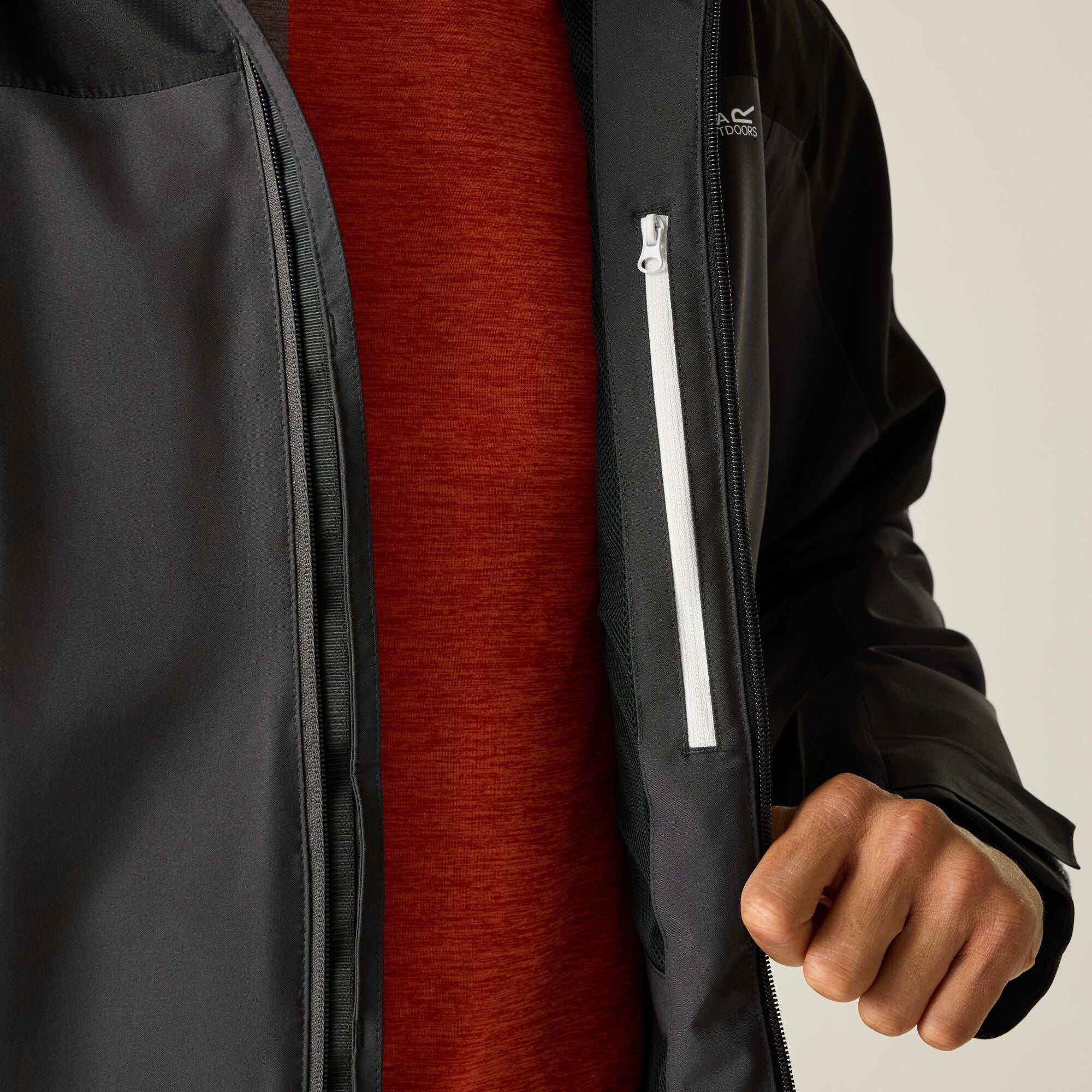 REGATTA Men's Highton IV Stretch Waterproof Jacket - Ash Black - Image 4