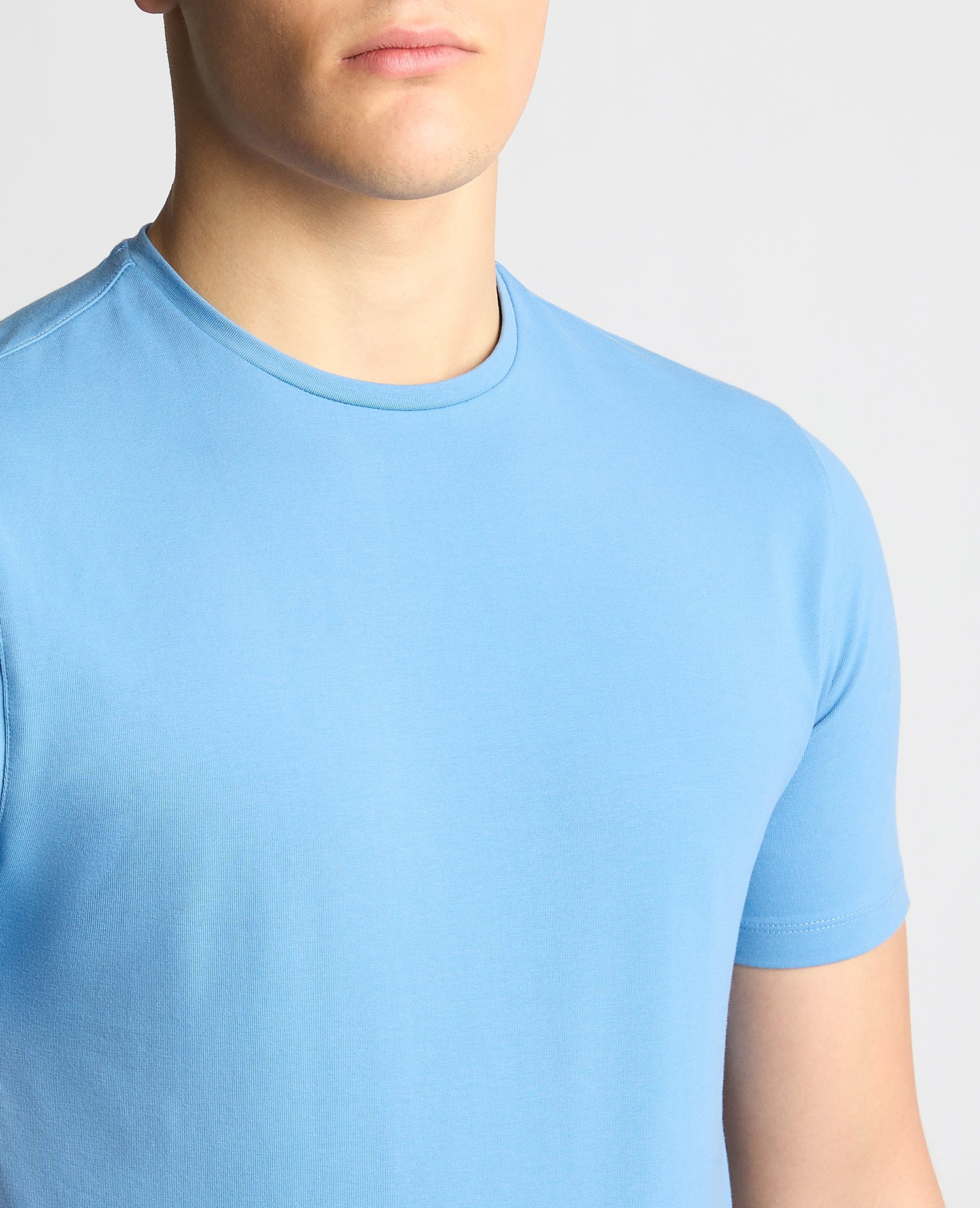 REMUS UOMO O-Neck Casual T-Shirt - Sky Blue - Image 3