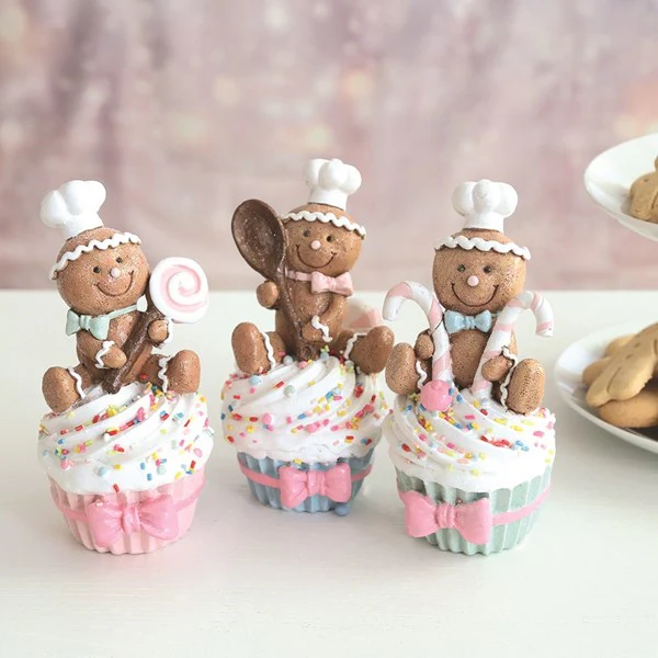 STRAITS Cupcake Gingerbread Christmas Figurines 15cm - 1 Piece - Image 5